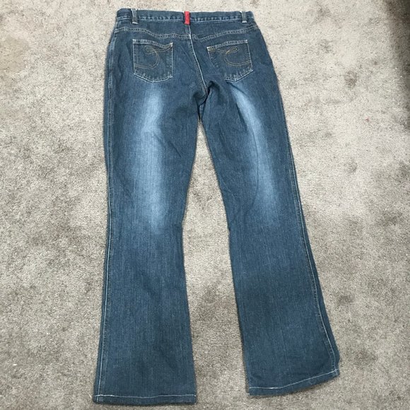 Ladies jean - Picture 1 of 2